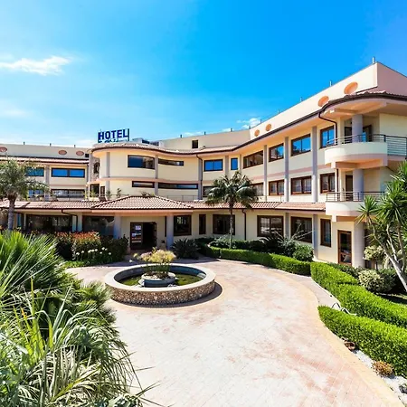 Hotel Santa Chiara 4*