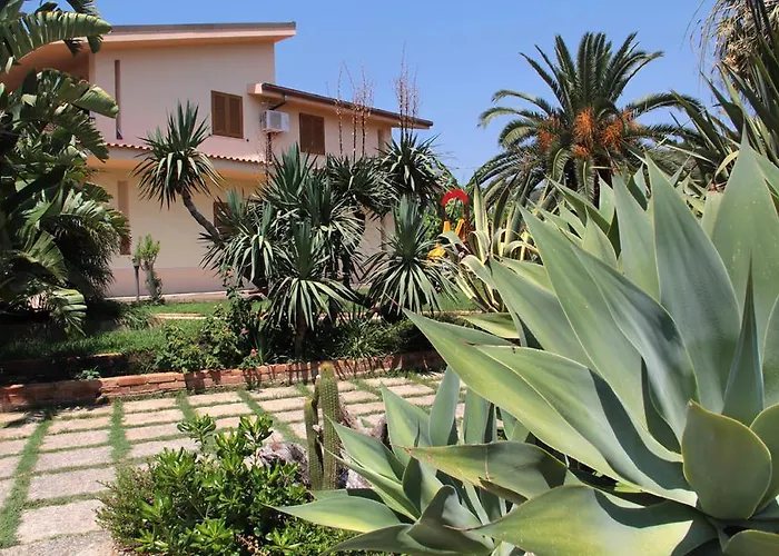 Santa Chiara 4* קאפו ואטיצ'אנו