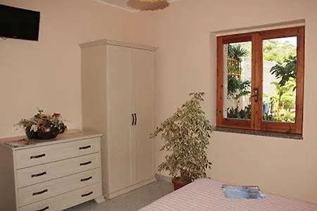 Santa Chiara מלון קאפו ואטיצ'אנו