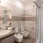 Отель Santa Chiara Капо-Ватикано