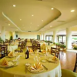 Santa Chiara Отель 4*