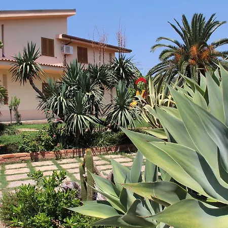 Santa Chiara 4* Capo Vaticano