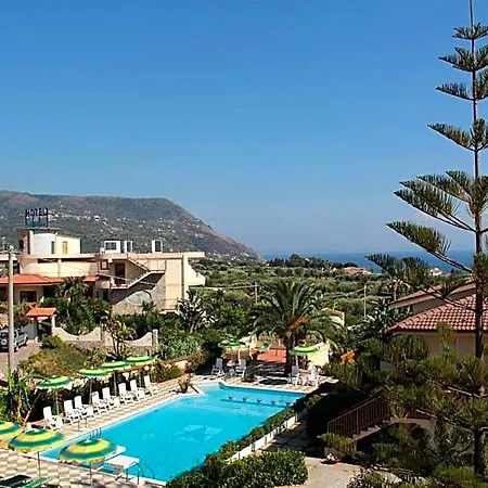 Santa Chiara 4*