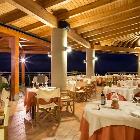 Santa Chiara 4*