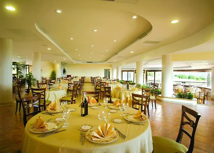 Santa Chiara 호텔 4*